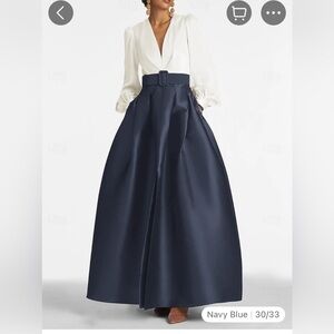 Gorgeous Wedding Guest Gown! Re-Poshing only cuz gifted another.